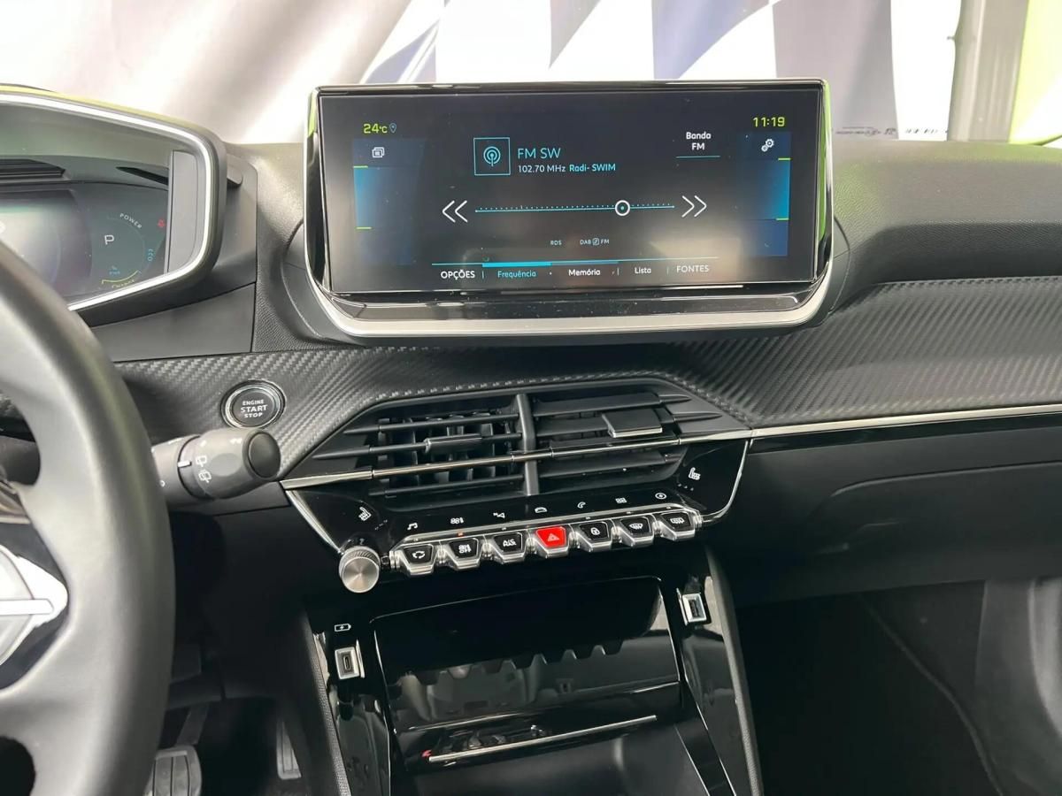 peugeot-e-2008-2022-eletrico-0cc