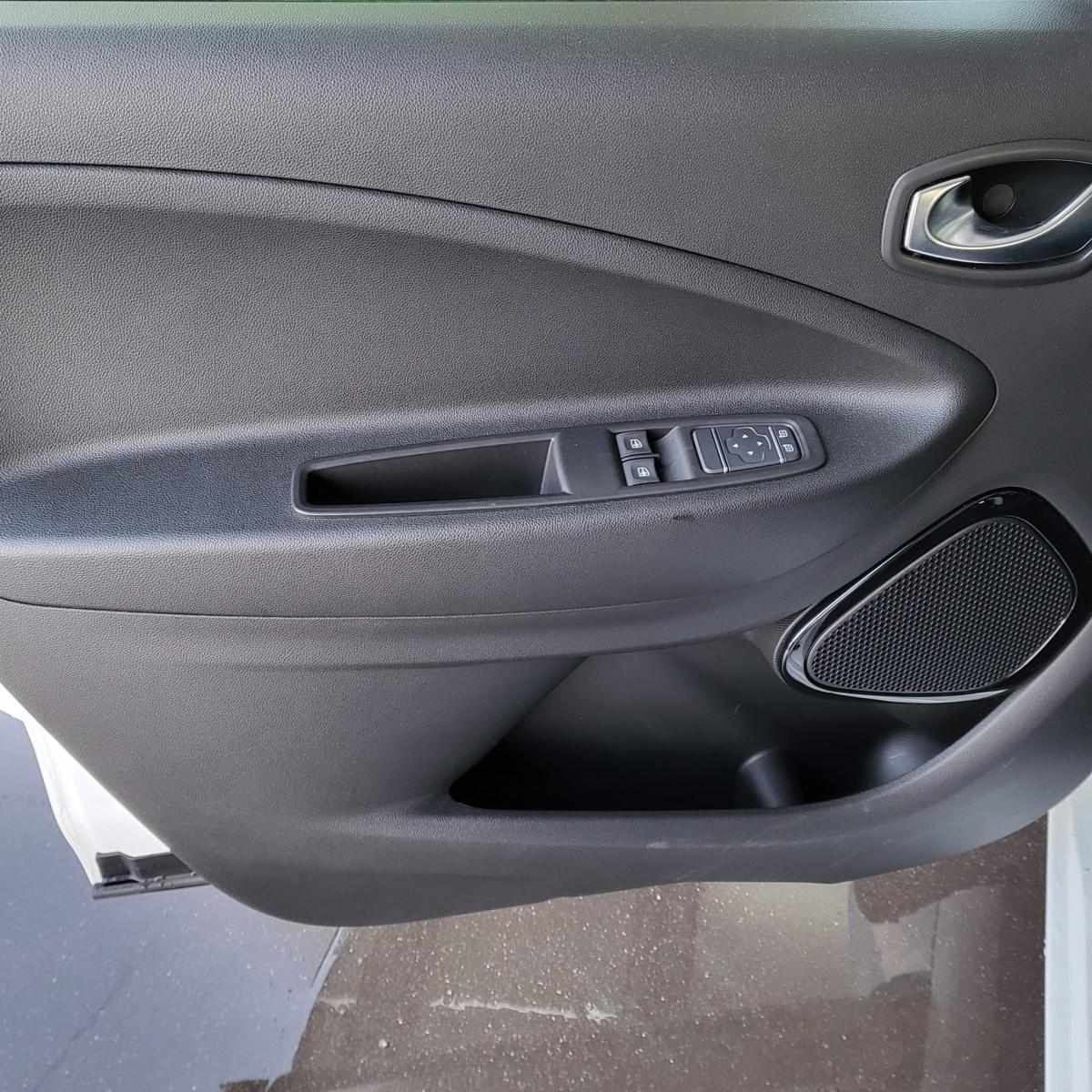 renault-zoe-2019-eletrico-0cc