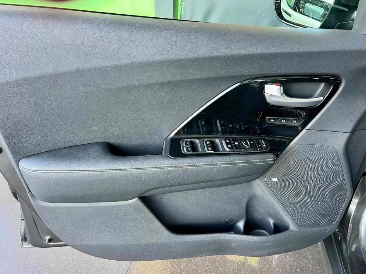 kia-e-niro-2022-eletrico-0cc