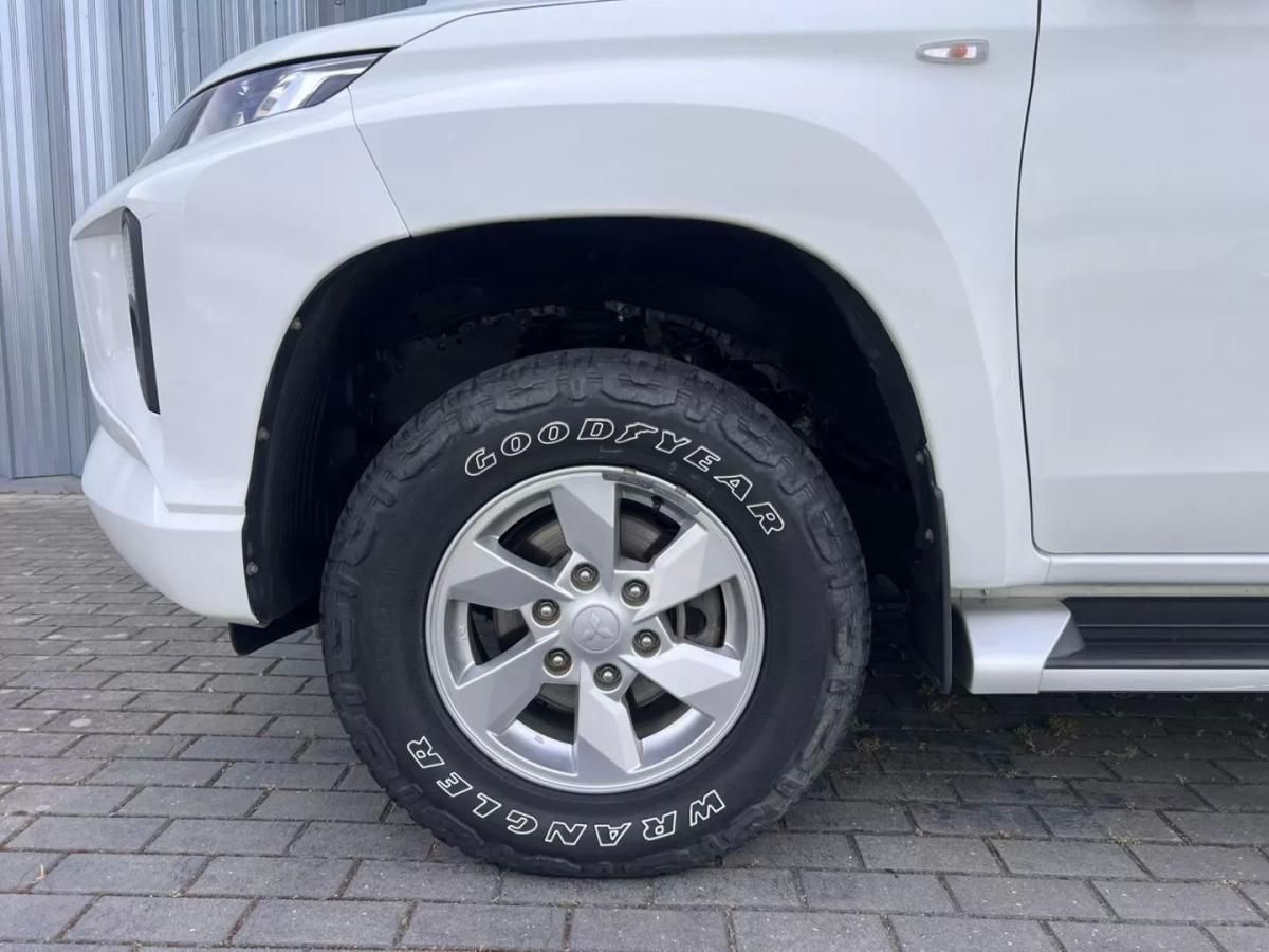 mitsubishi-l200-2022-diesel-2268cc
