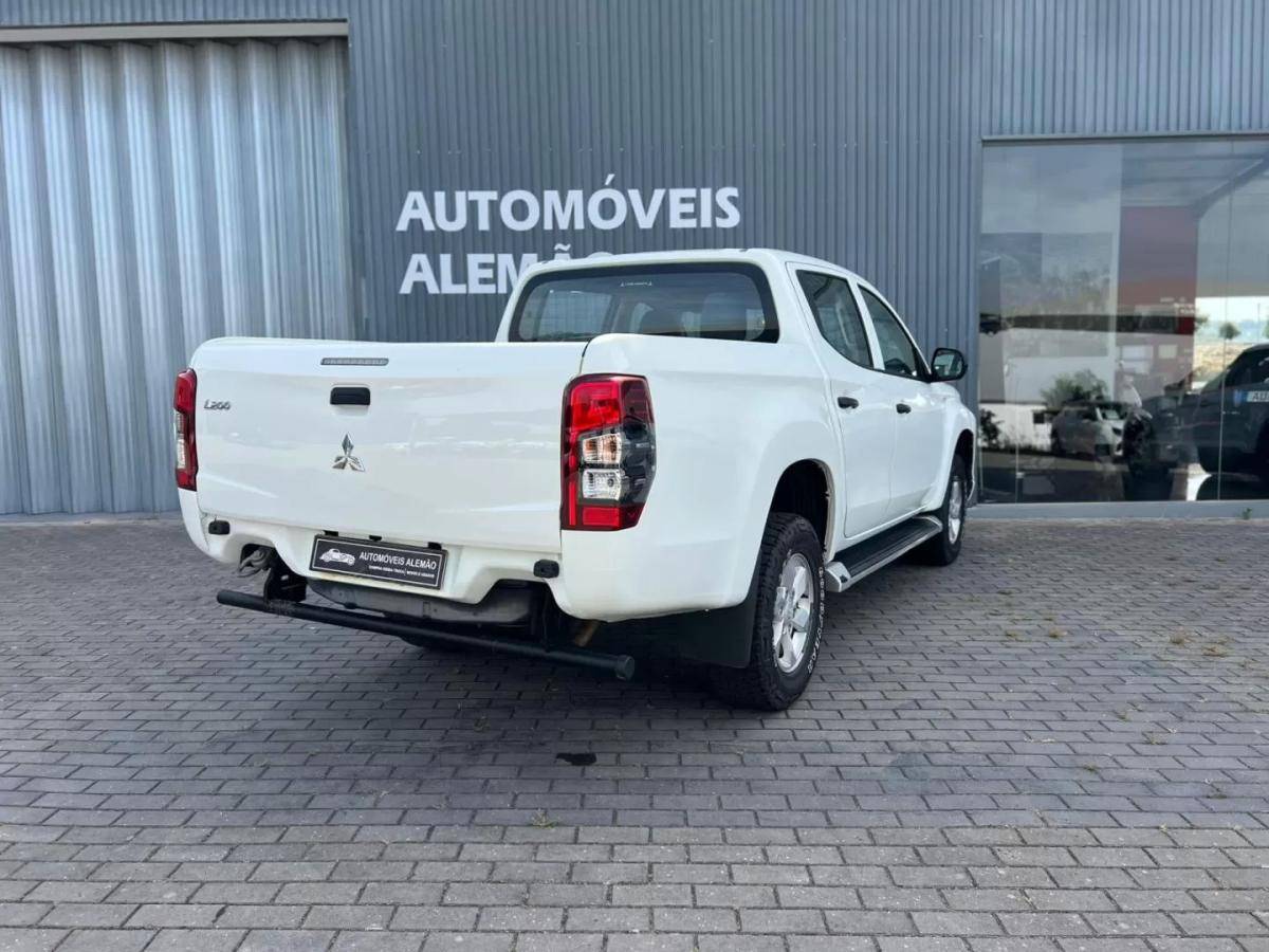 mitsubishi-l200-2022-diesel-2268cc