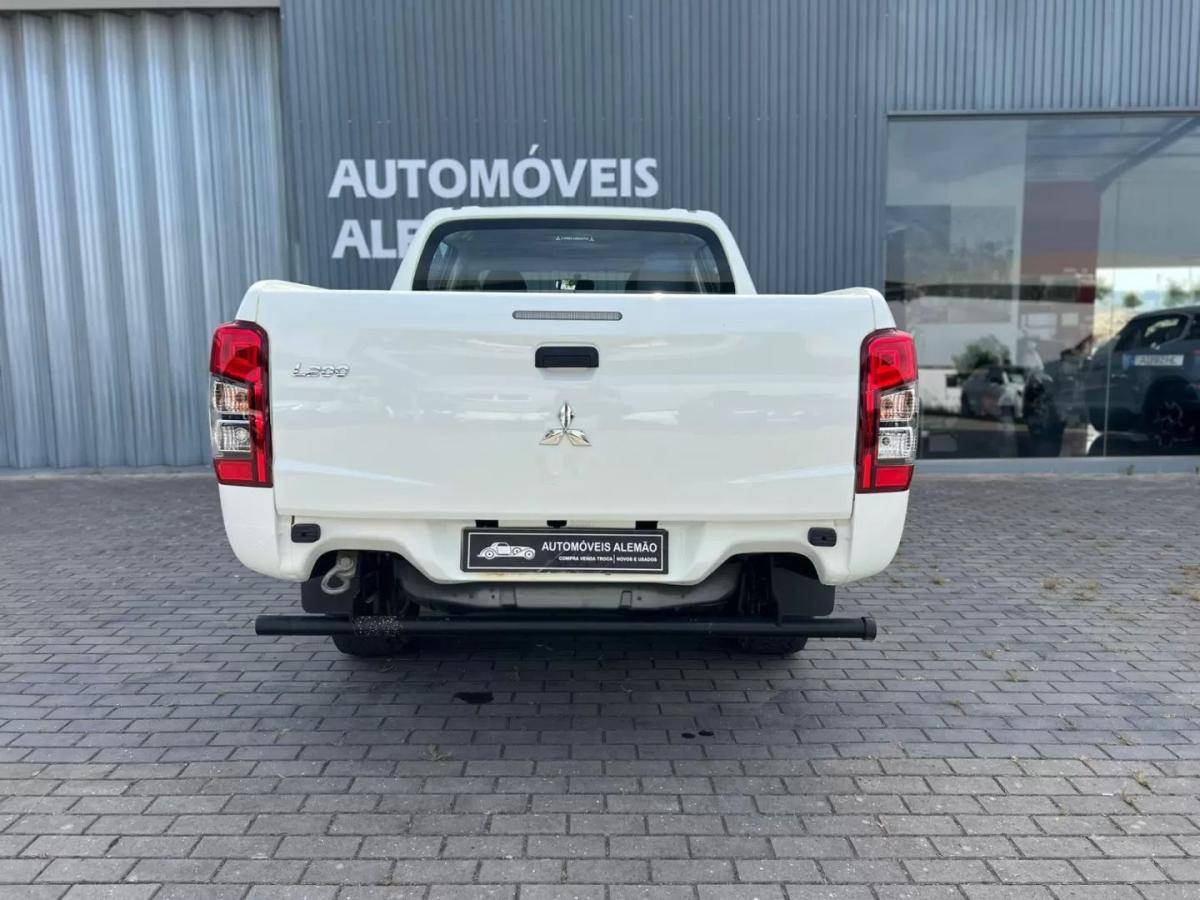 mitsubishi-l200-2022-diesel-2268cc