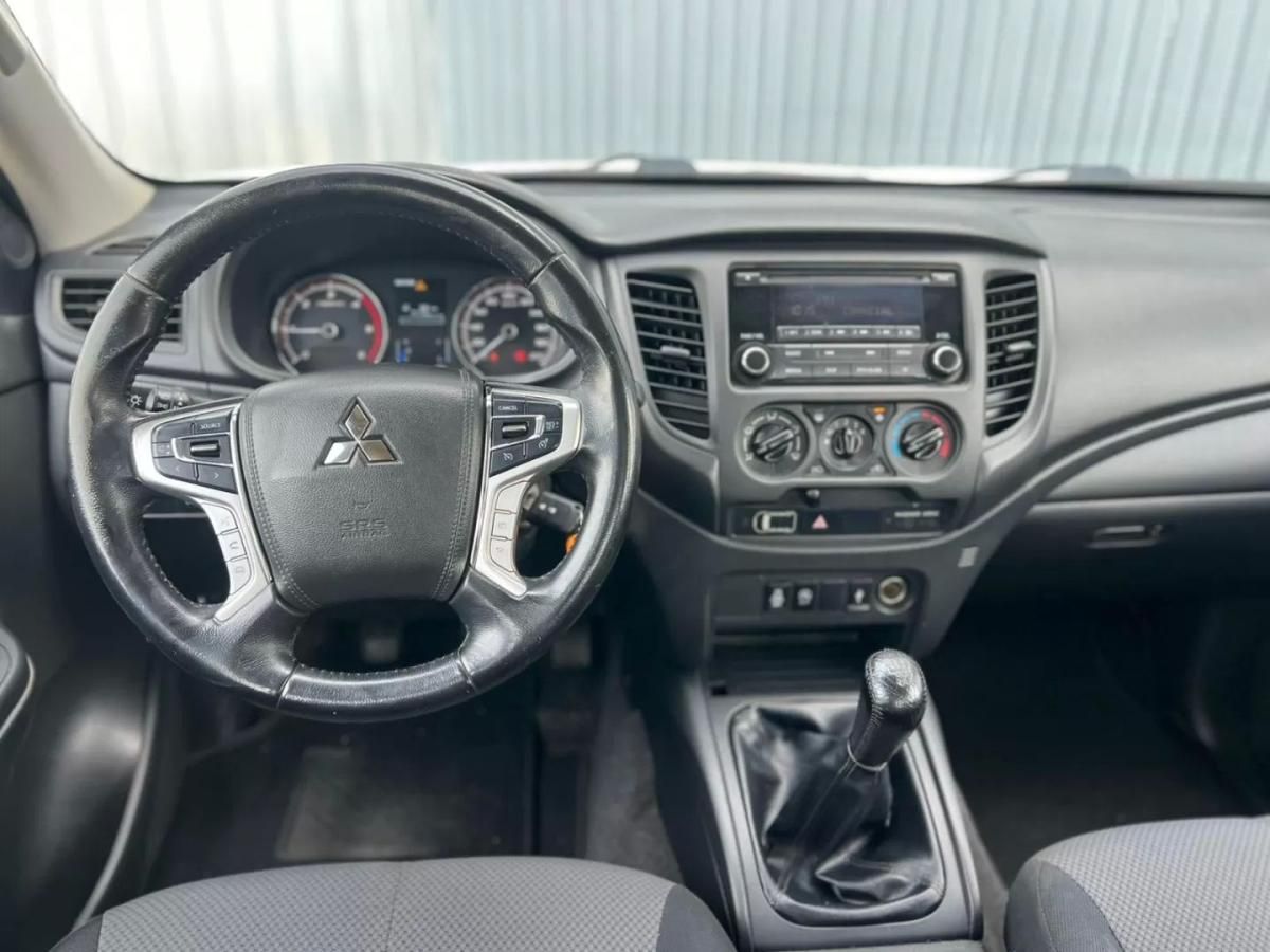 mitsubishi-l200-2022-diesel-2268cc