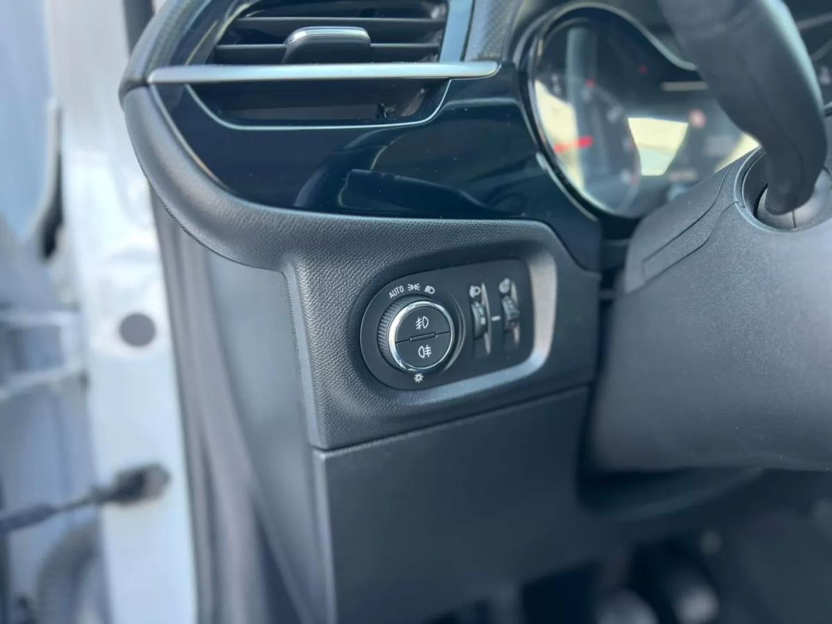 opel-corsa-2022-diesel-1499cc