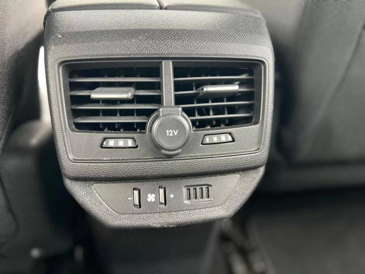 peugeot-5008-2024-gasolina-1199cc