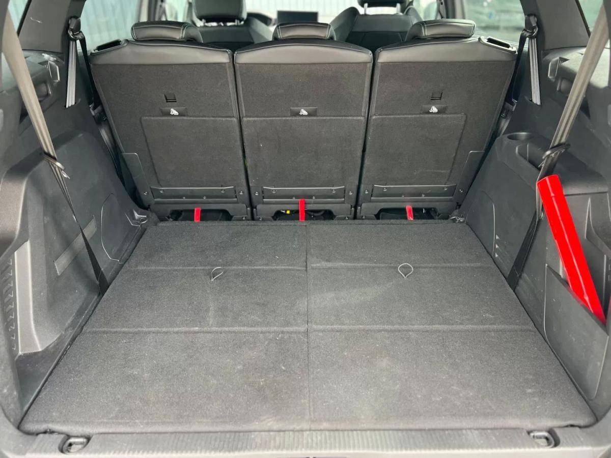 peugeot-5008-2024-gasolina-1199cc