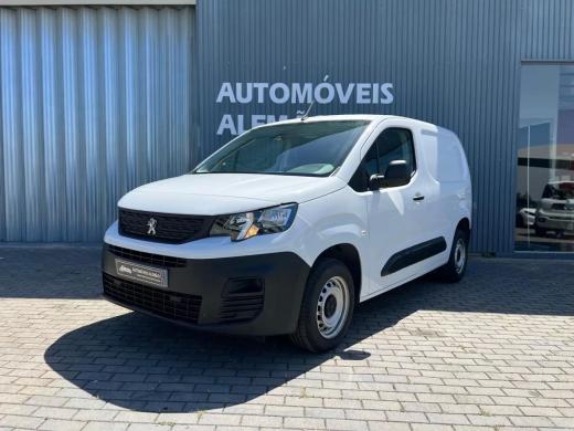 peugeot-partner-2023-diesel-1499cc