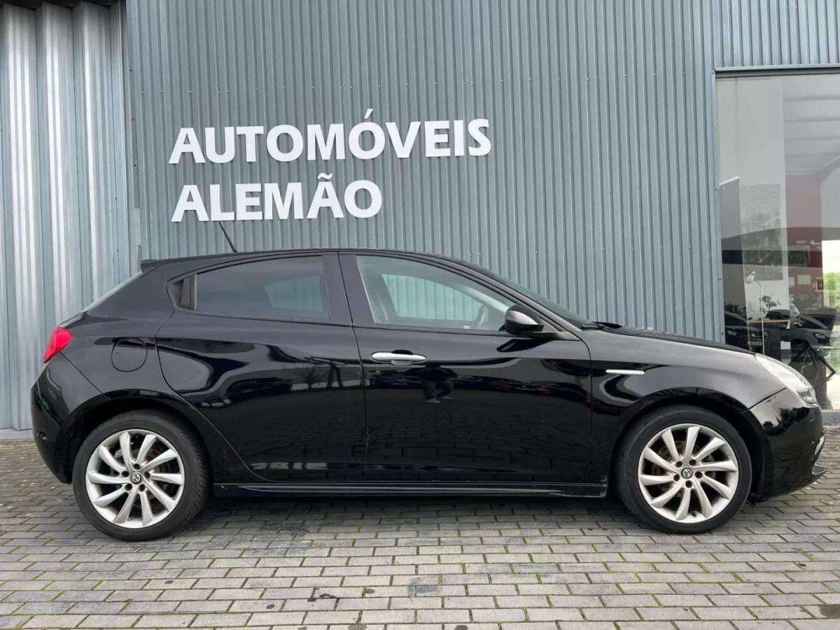 alfa-romeo-giulietta-2018-diesel-1598cc