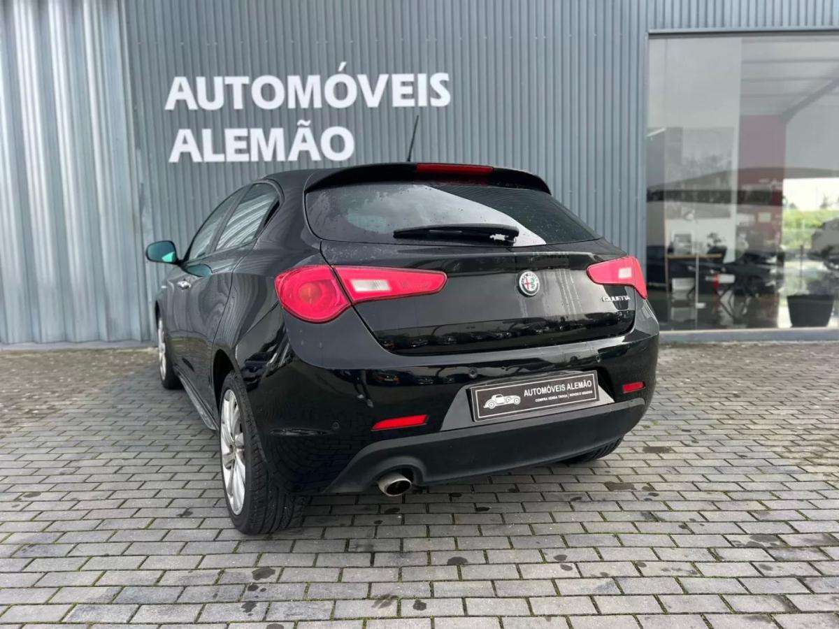 alfa-romeo-giulietta-2018-diesel-1598cc