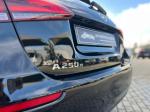 mercedes-benz-classe-a-2022-hibrido-1332cc
