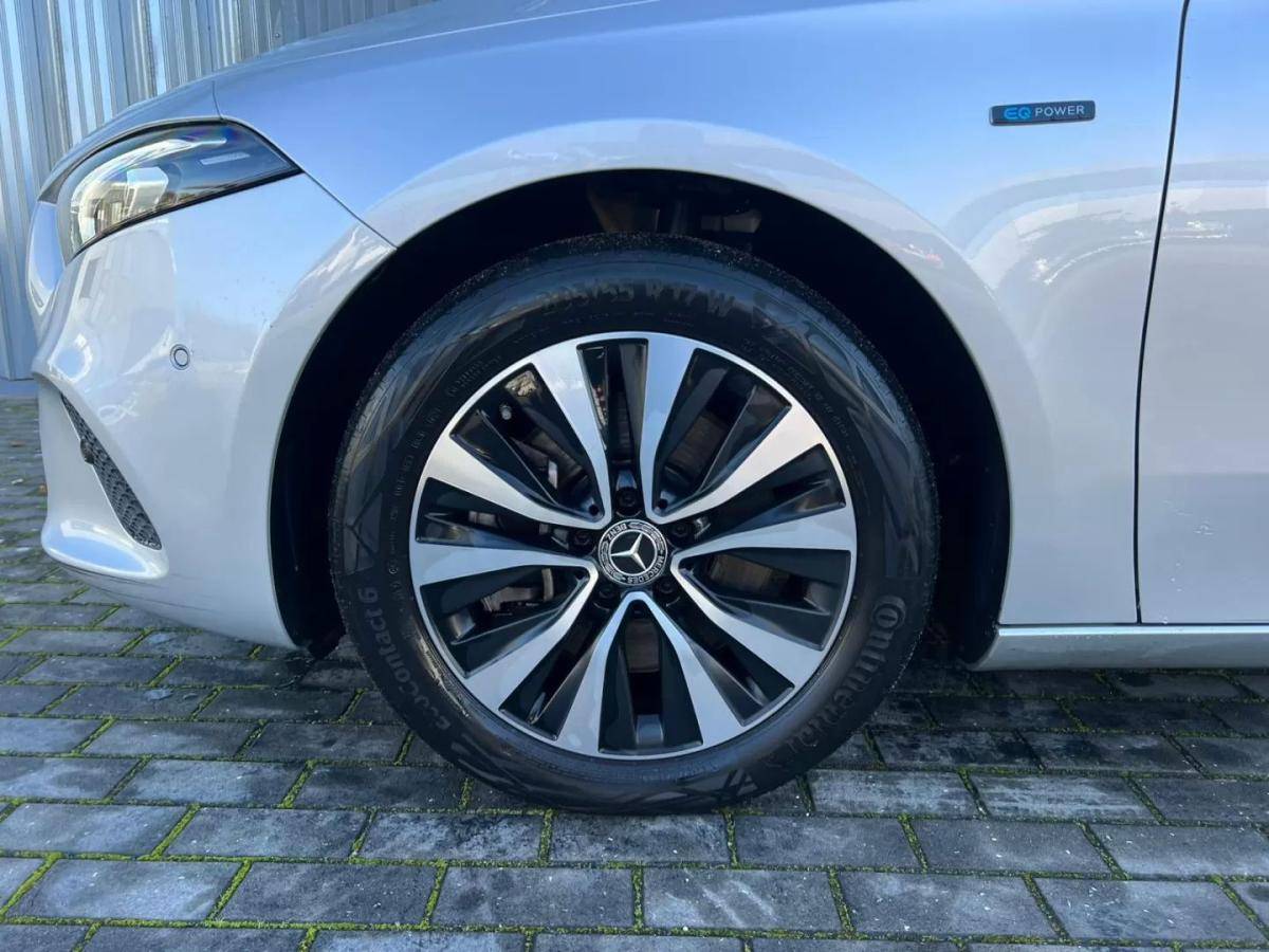 mercedes-benz-classe-a-2021-hibrido-1338cc