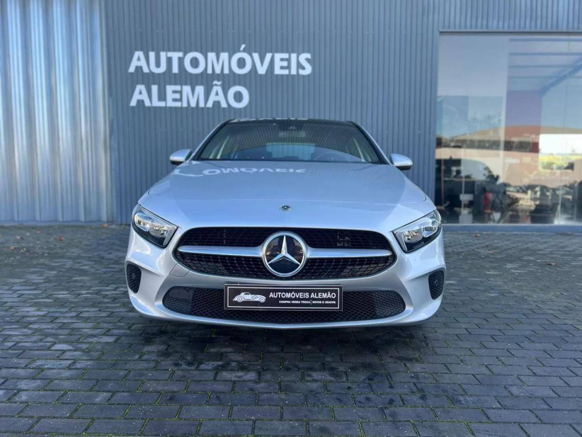 mercedes-benz-classe-a-2021-hibrido-1338cc