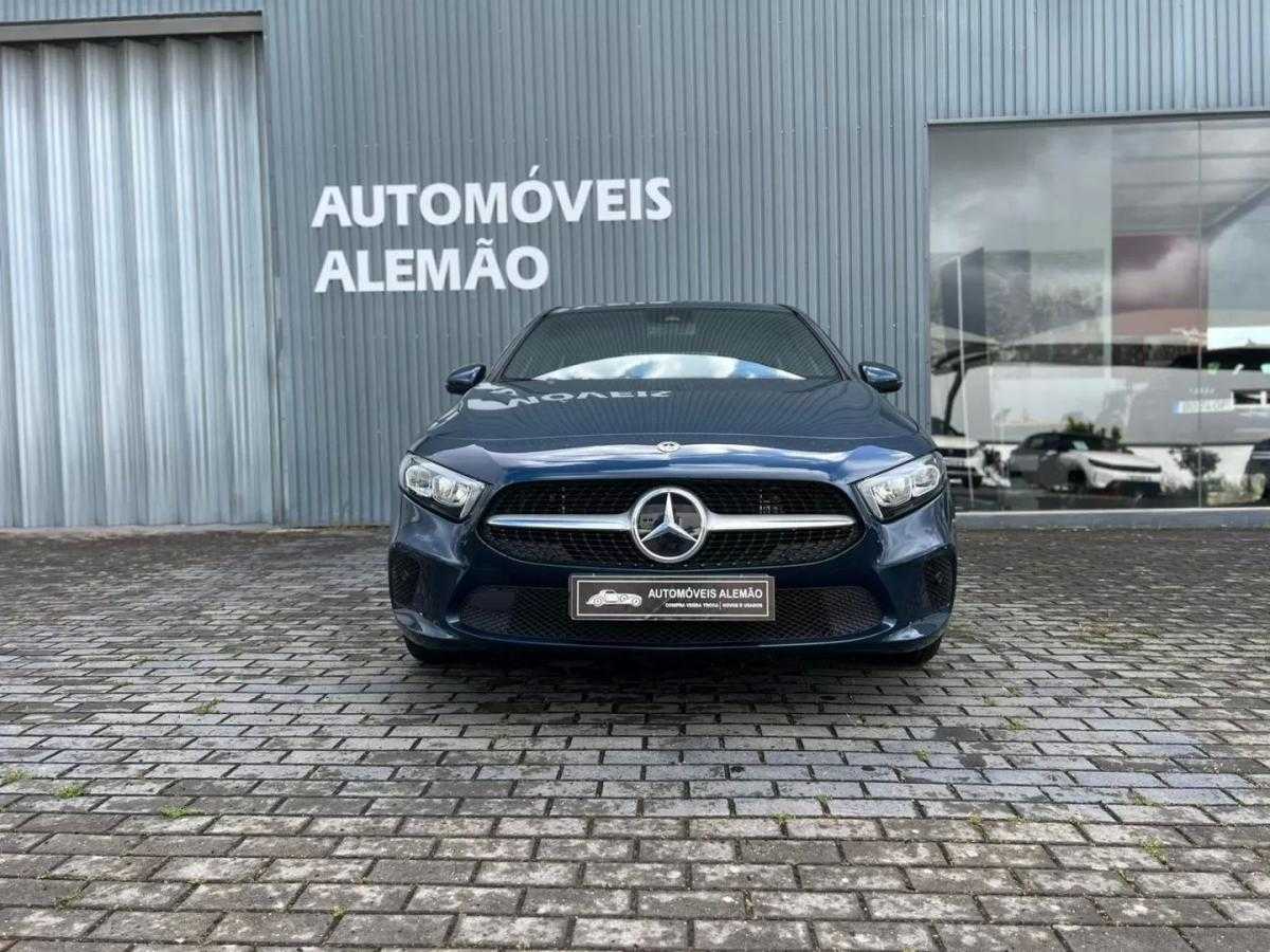 mercedes-benz-classe-a-2022-hibrido-1332cc