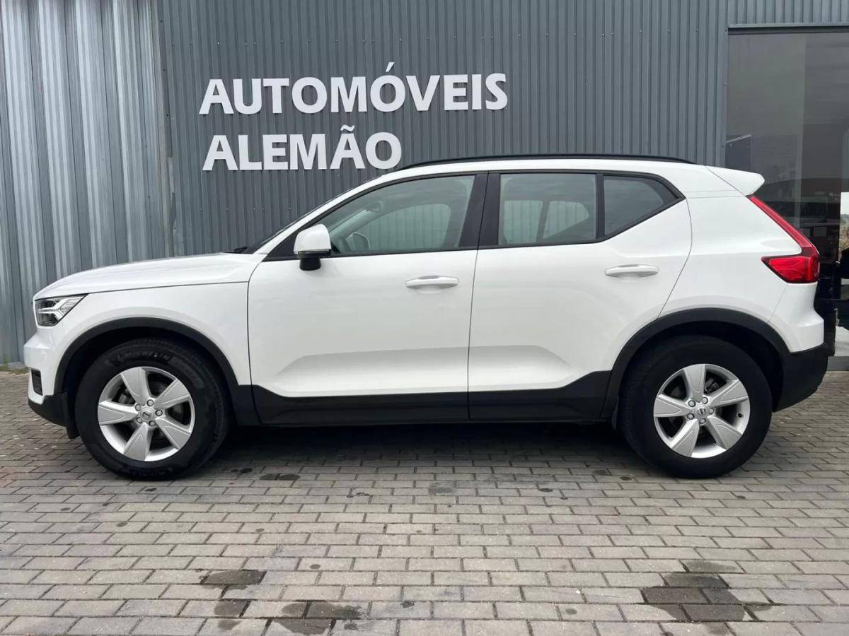 volvo-xc40-2022-gasolina-1477cc