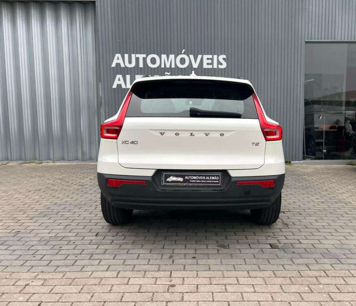 volvo-xc40-2022-gasolina-1477cc