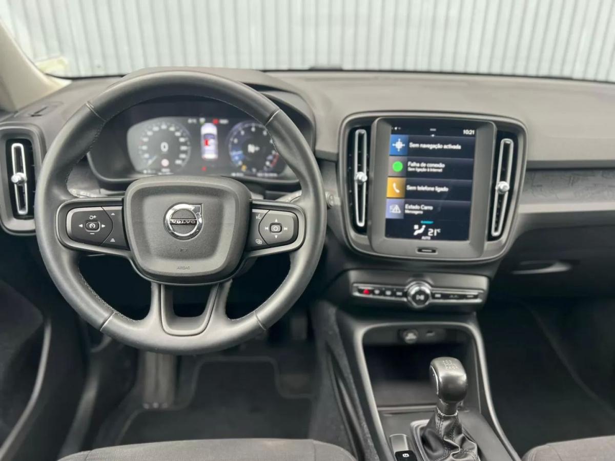 volvo-xc40-2022-gasolina-1477cc