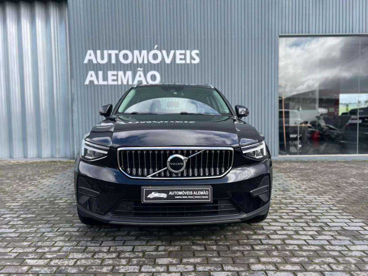 volvo-xc40-2023-hibrido-1477cc