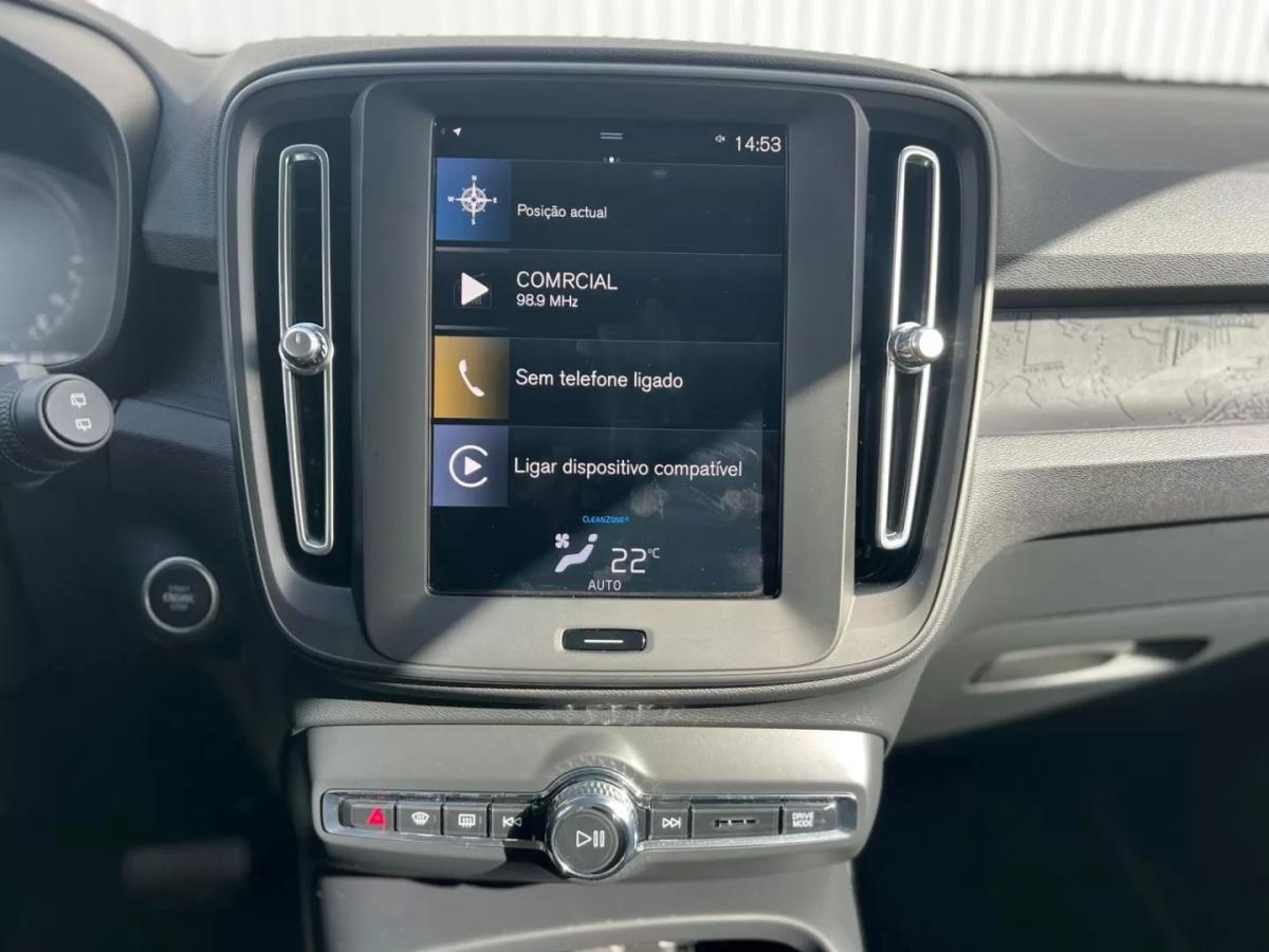 volvo-xc40-2023-hibrido-1477cc