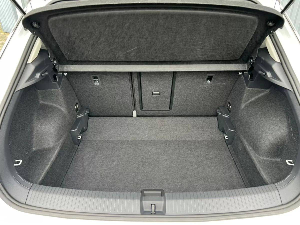 volkswagen-t-roc-2025-gasolina-999cc