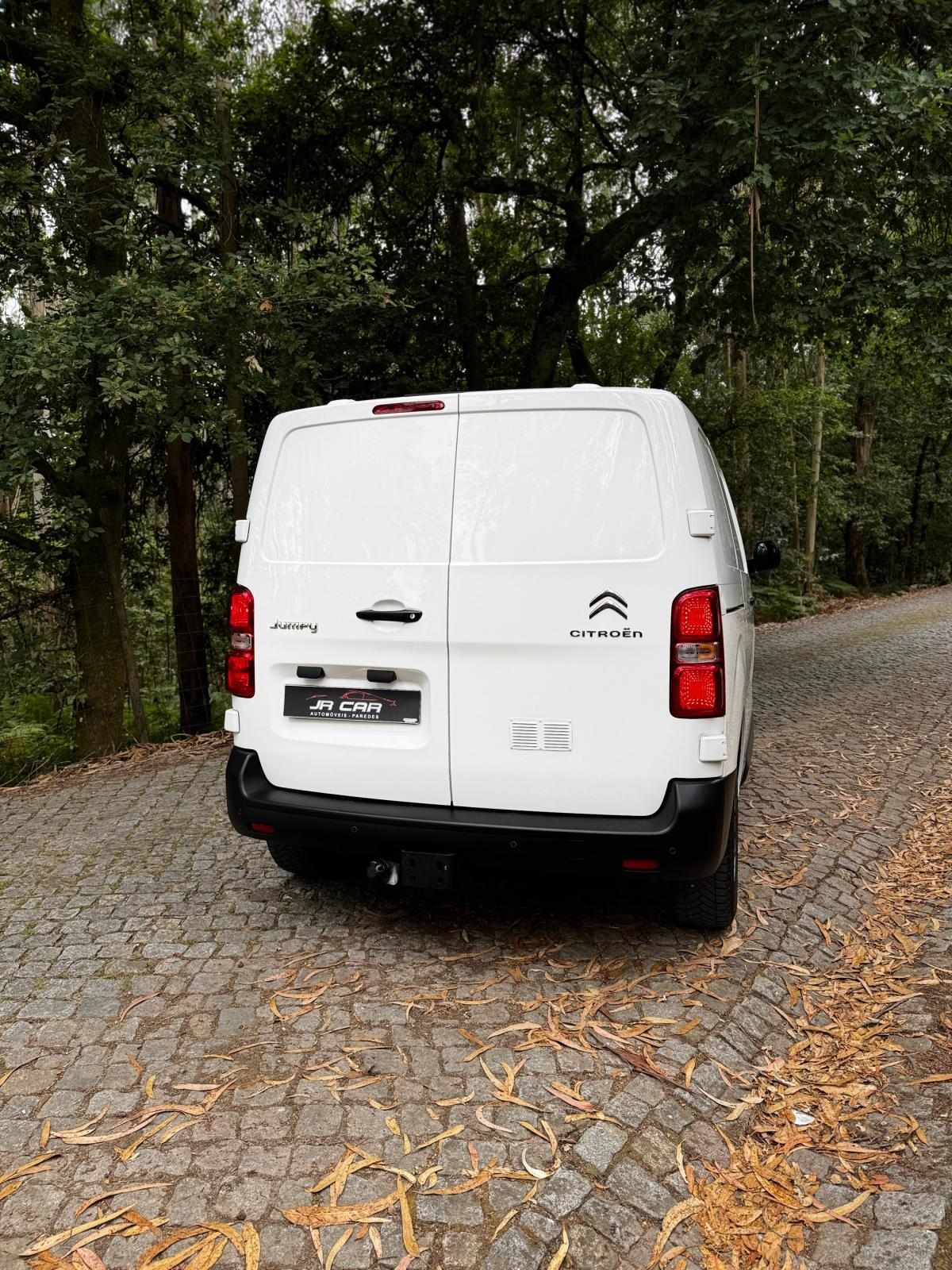 citroen-jumpy-2022-diesel-1997cc