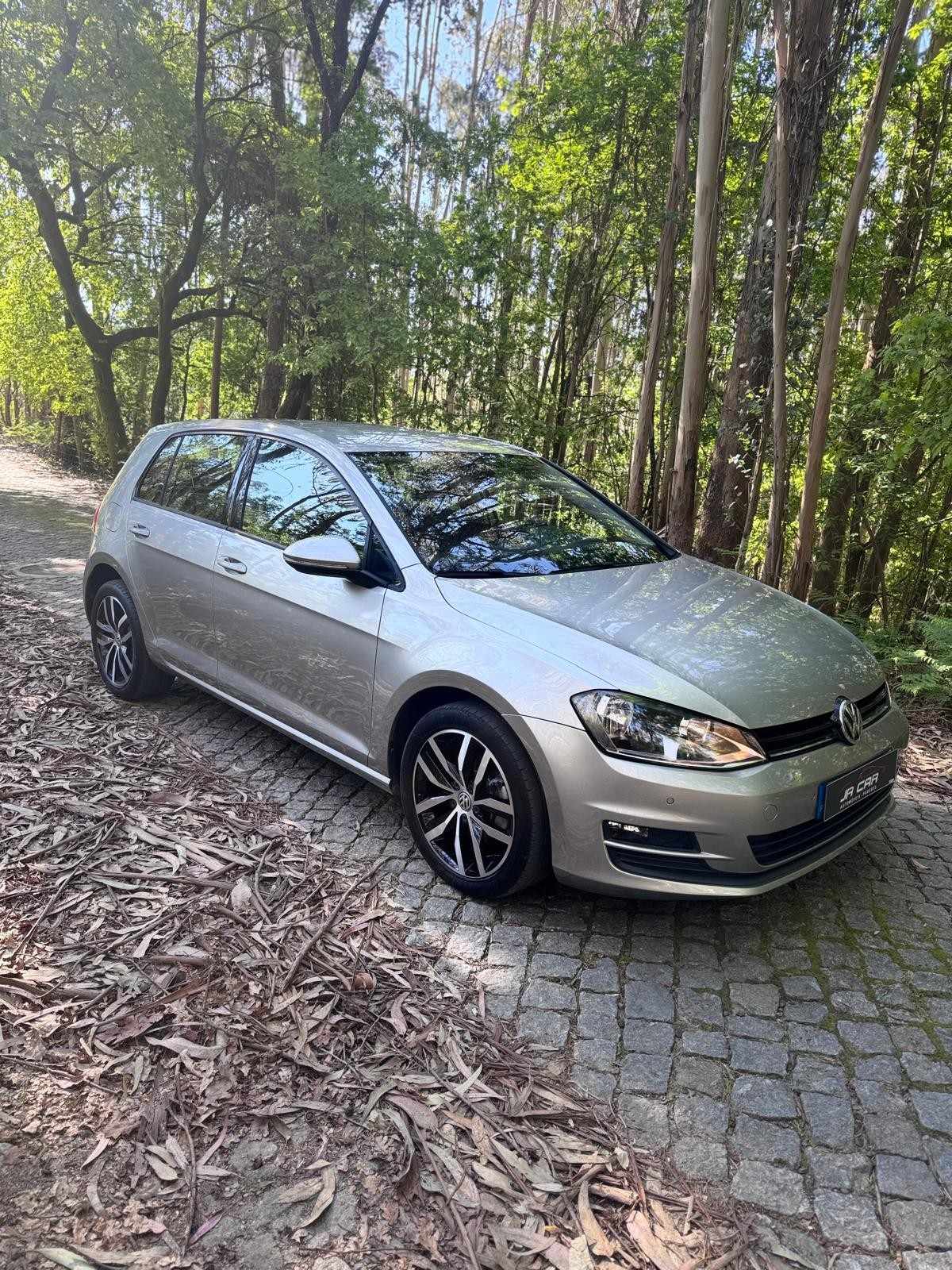 volkswagen-golf-2016-diesel-1598cc