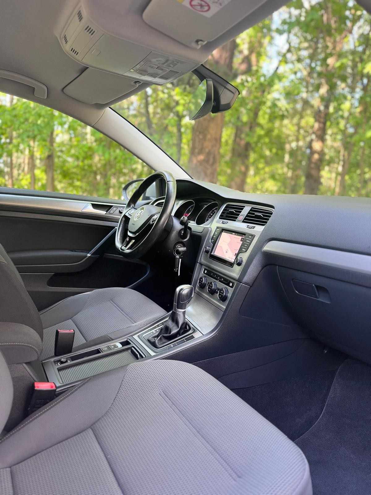 volkswagen-golf-2016-diesel-1598cc