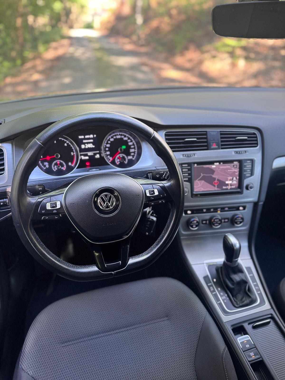 volkswagen-golf-2016-diesel-1598cc