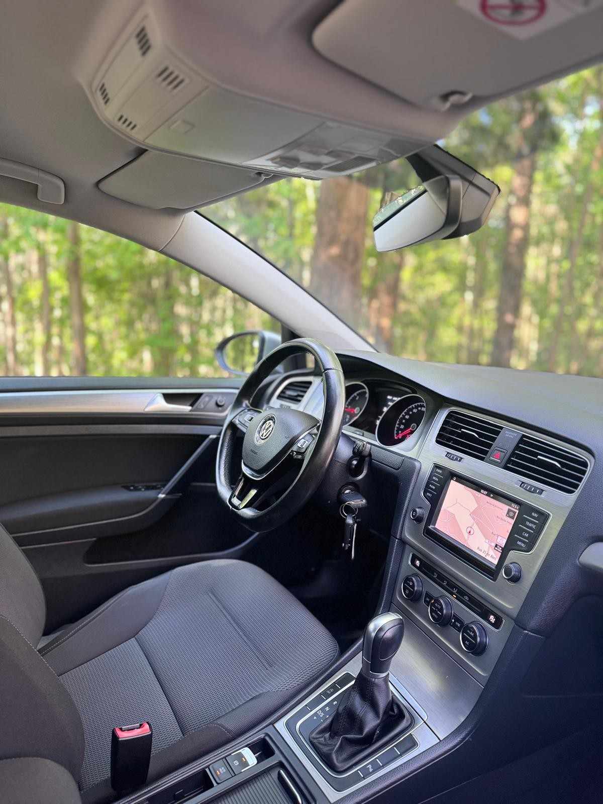 volkswagen-golf-2016-diesel-1598cc