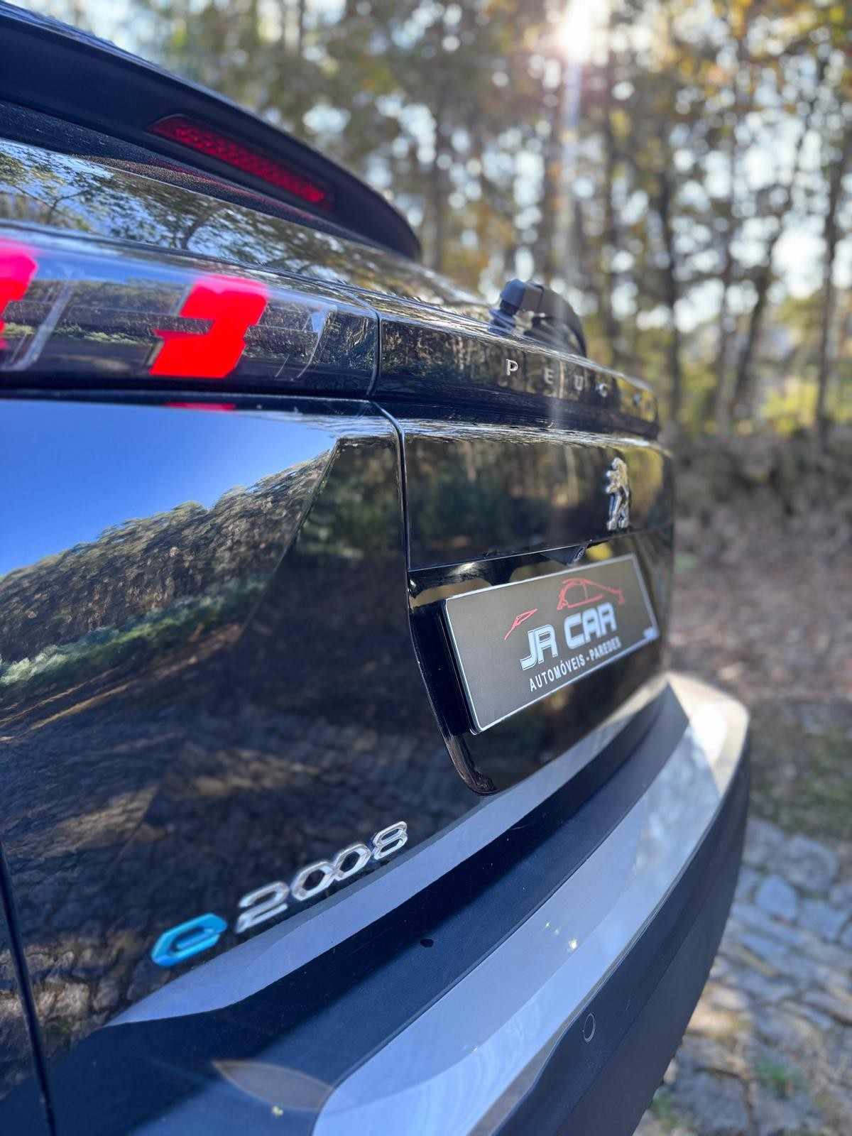 peugeot-2008-2023-eletrico-267cc