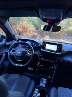 peugeot-2008-2023-eletrico-267cc