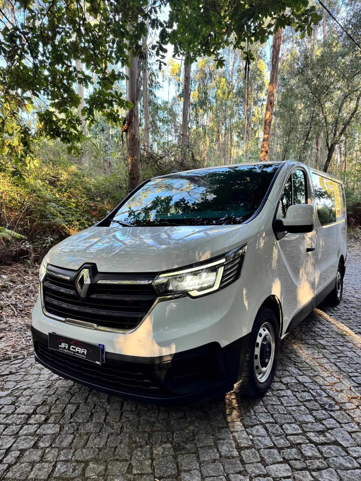renault-trafic-2022-diesel-1997cc