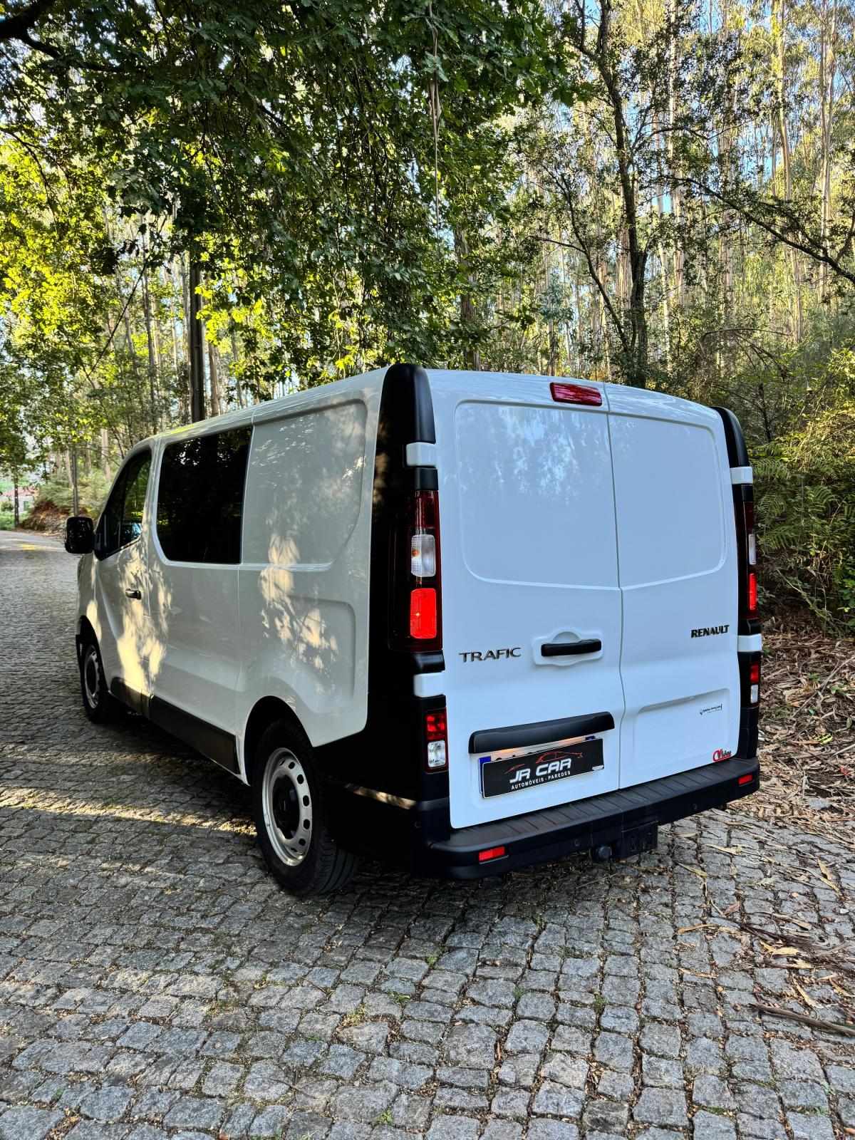 renault-trafic-2022-diesel-1997cc