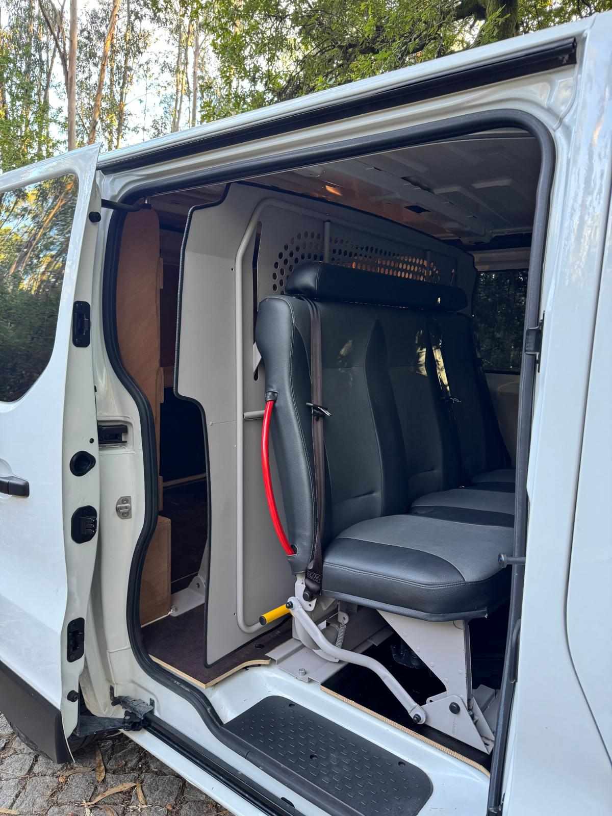renault-trafic-2022-diesel-1997cc