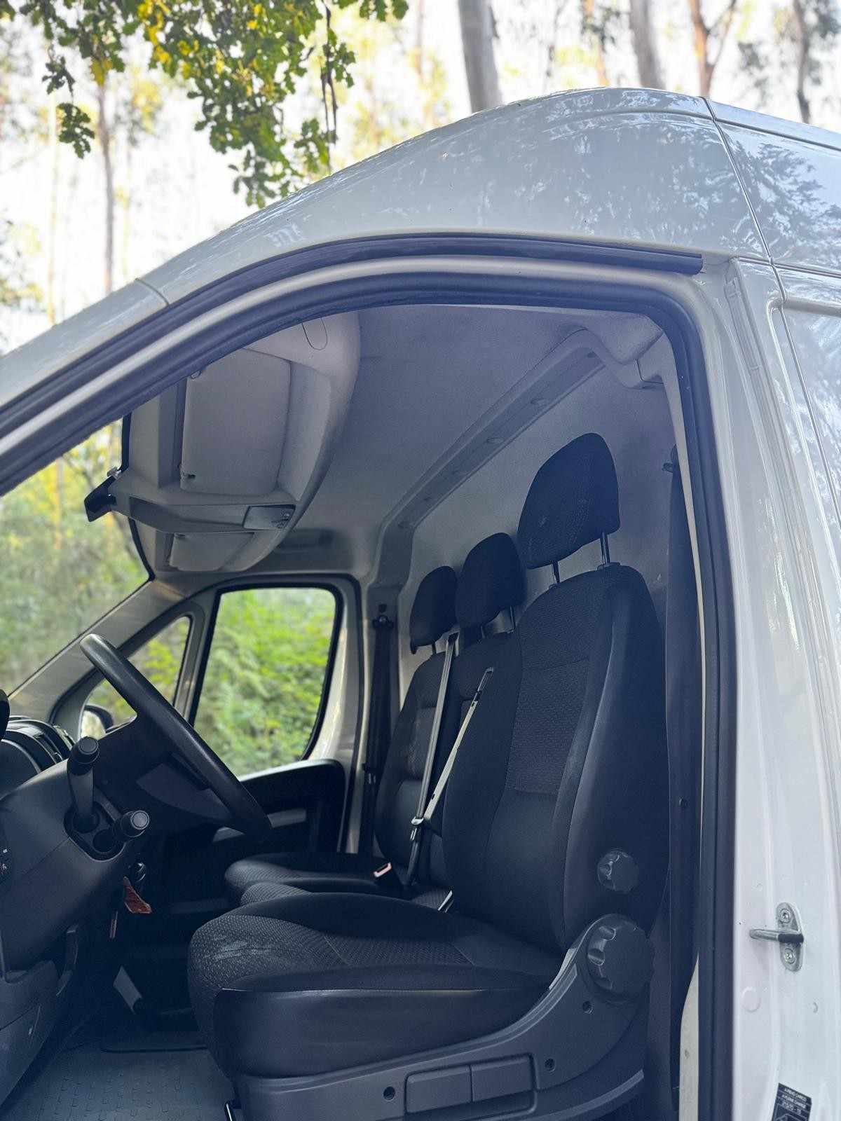 peugeot-boxer-2023-diesel-2179cc
