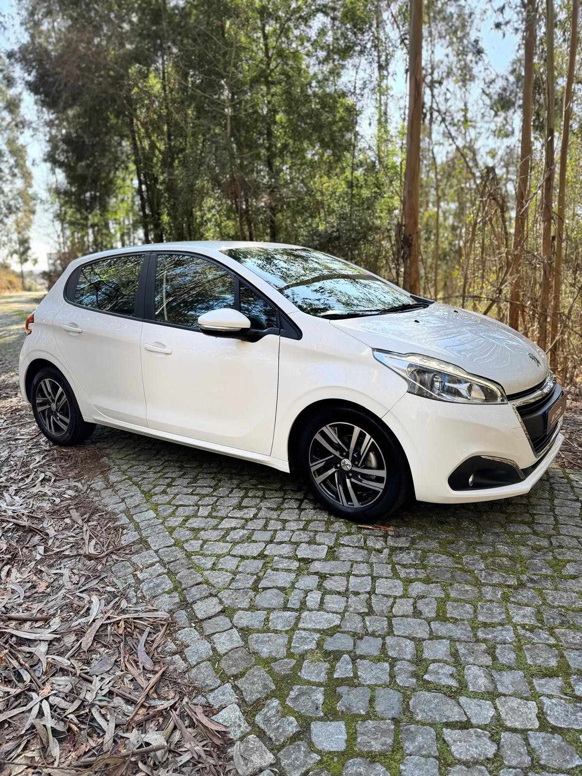 peugeot-208-2018-diesel-1499cc