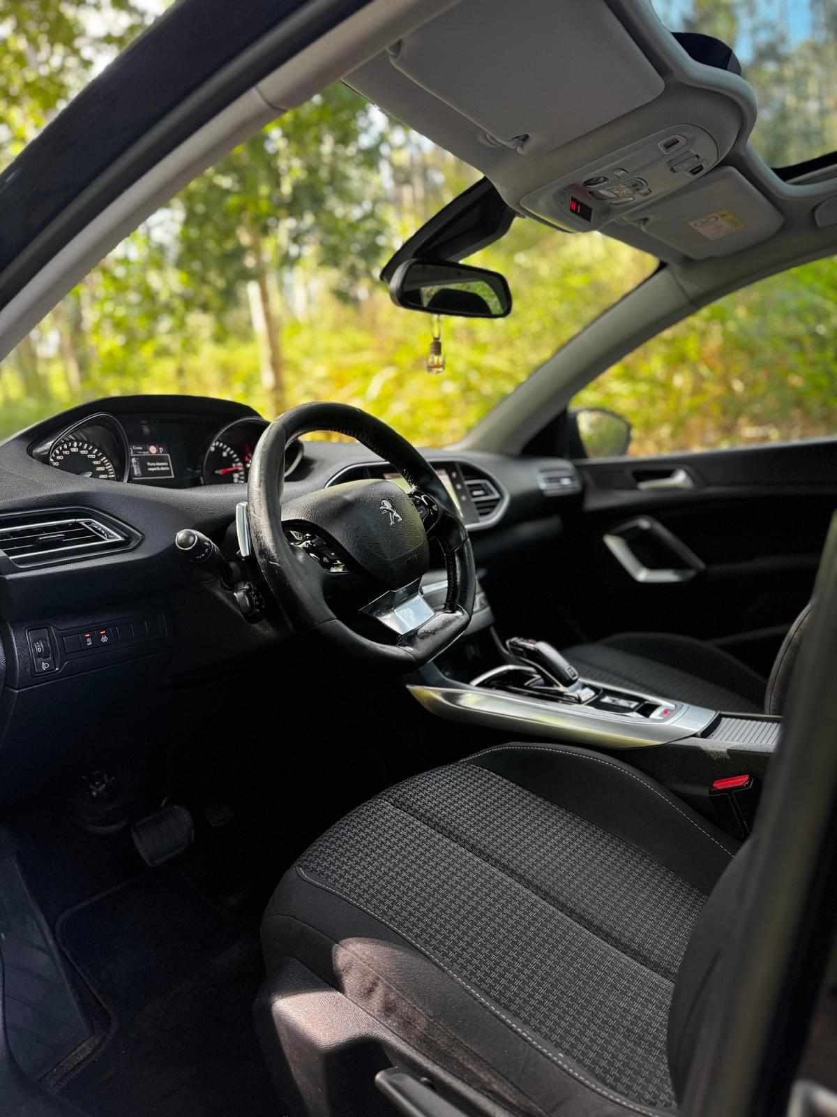peugeot-308-sw-2019-diesel-1499cc