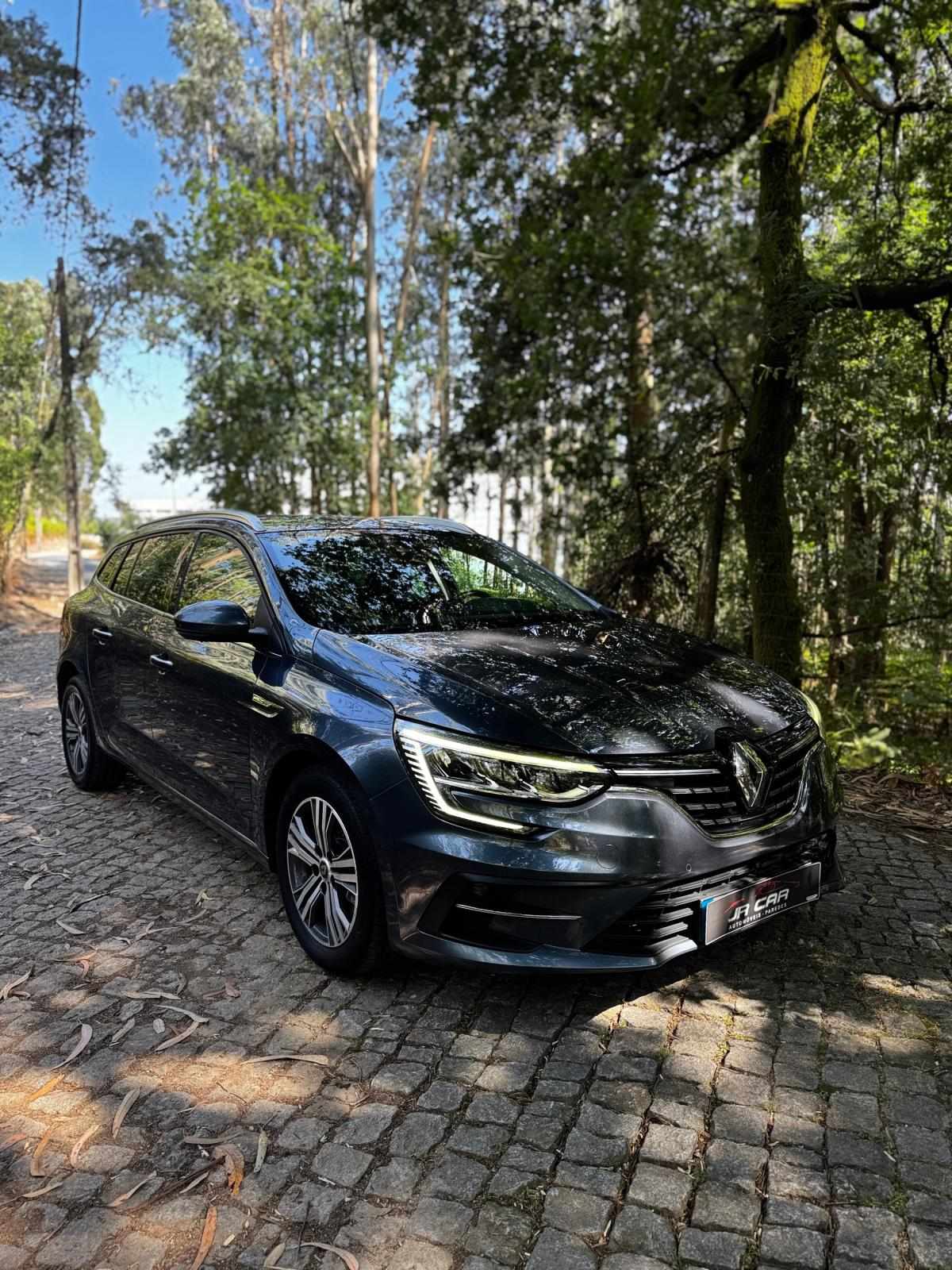 renault-megane-sport-tourer-2022-hibrido-a-gasolina-1598cc