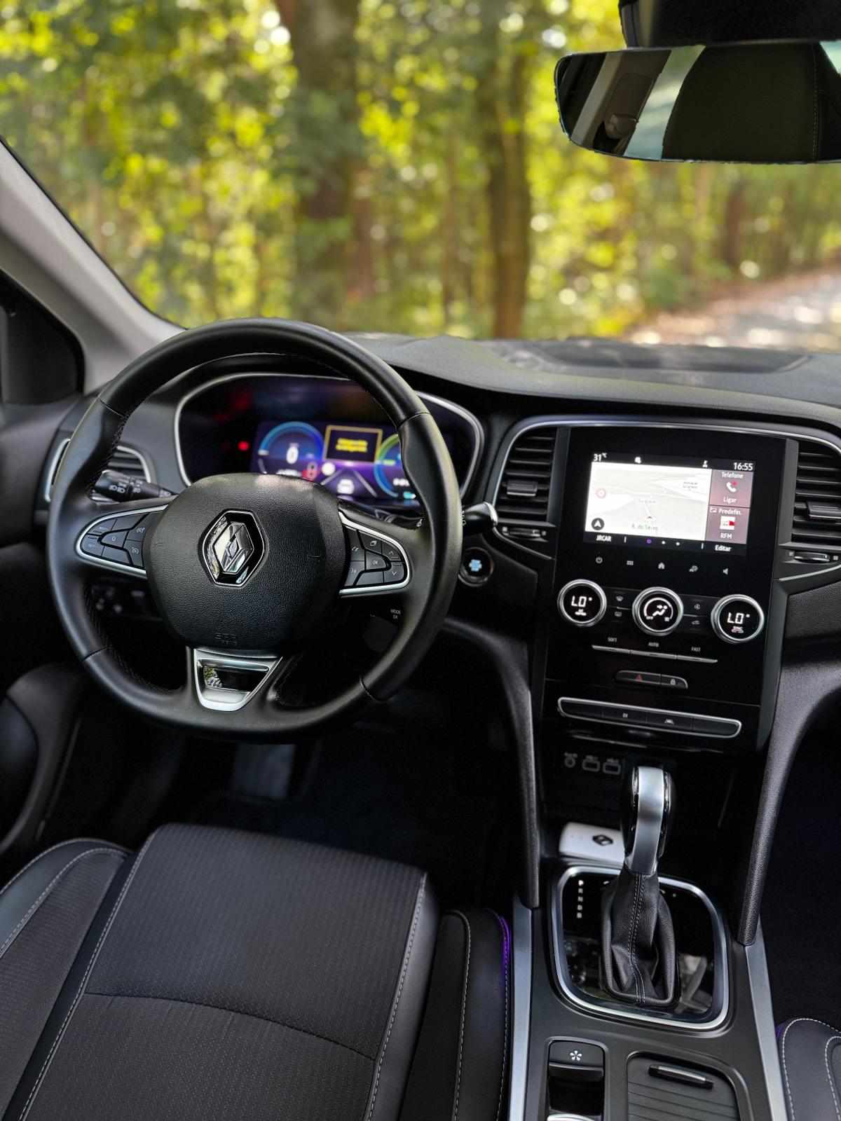 renault-megane-sport-tourer-2022-hibrido-a-gasolina-1598cc
