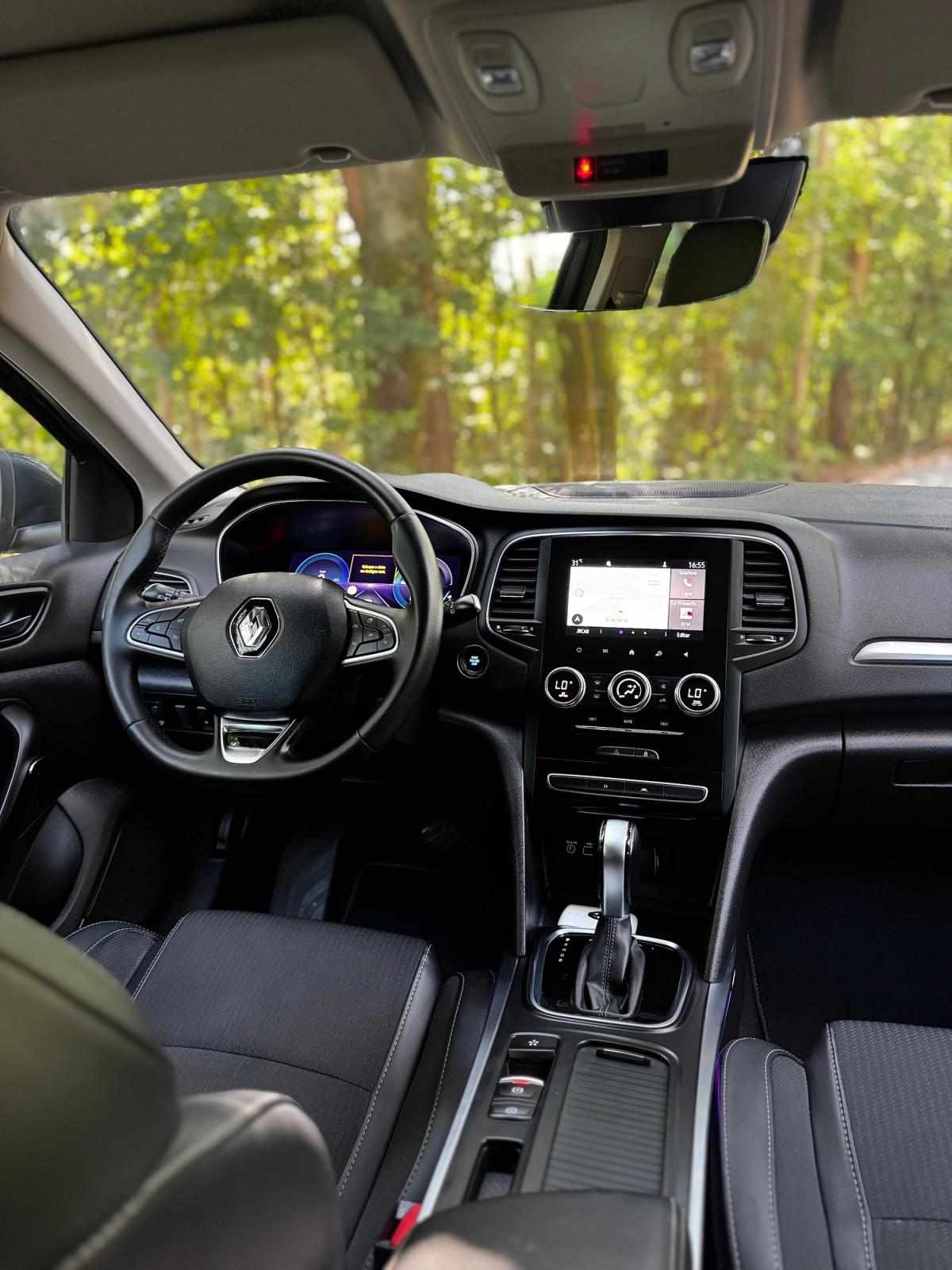 renault-megane-sport-tourer-2022-hibrido-a-gasolina-1598cc