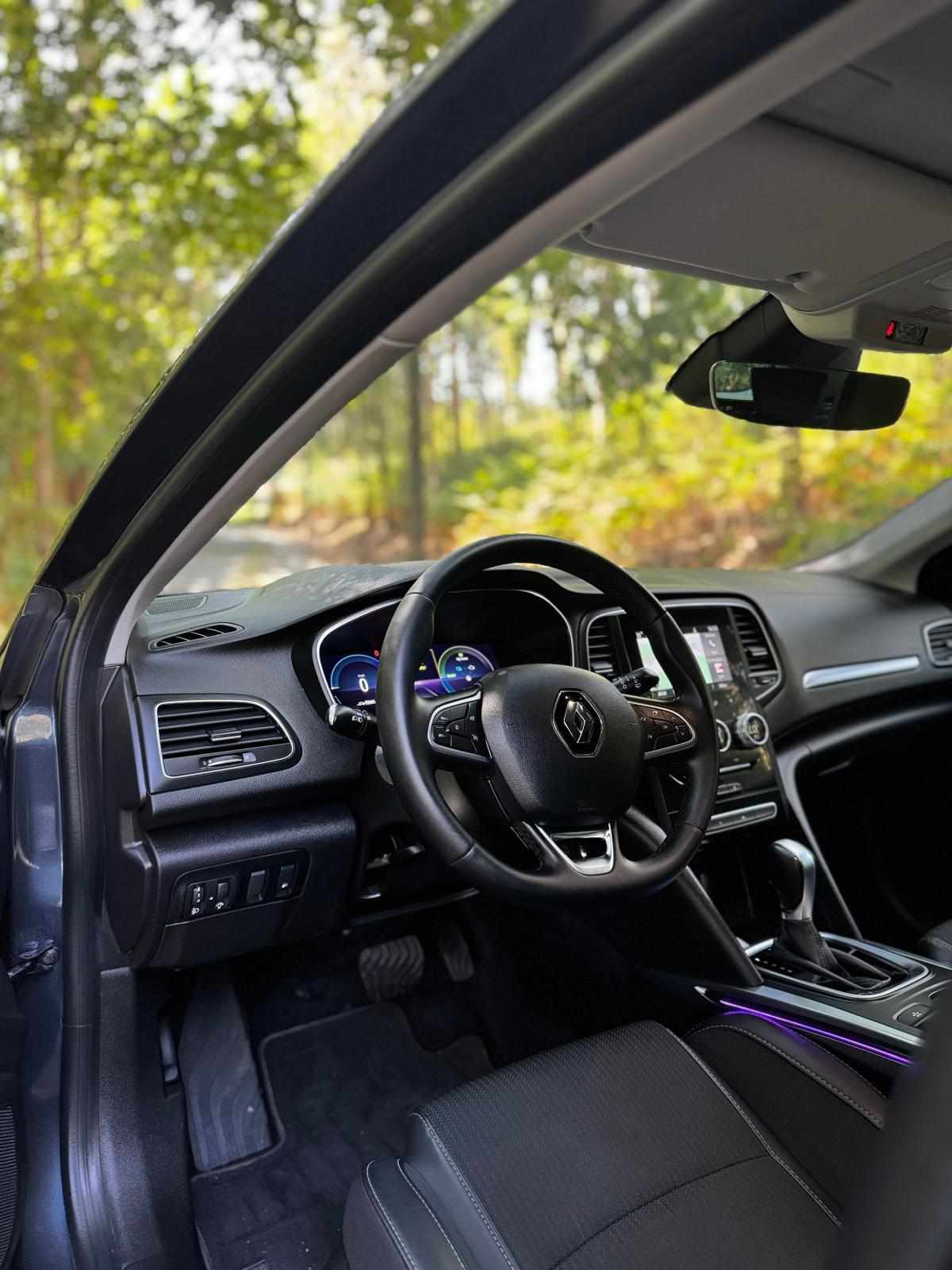 renault-megane-sport-tourer-2022-hibrido-a-gasolina-1598cc
