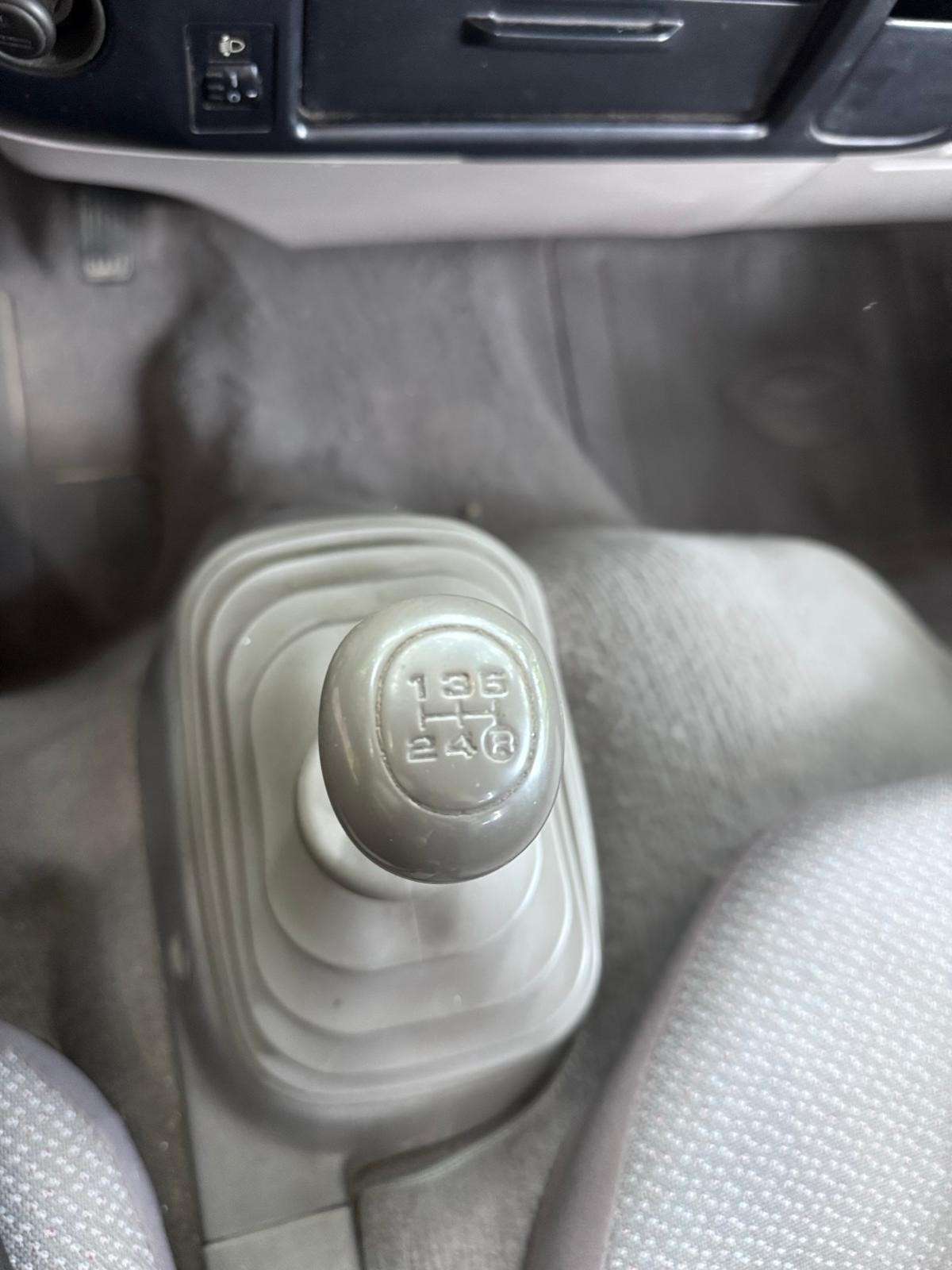 toyota-dyna-2003-diesel-2494cc