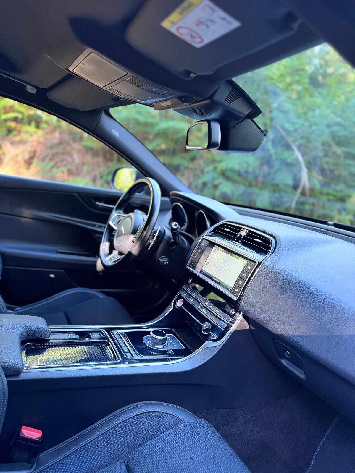 jaguar-xe-2018-diesel-1999cc