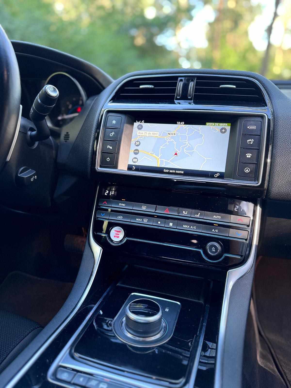 jaguar-xe-2018-diesel-1999cc