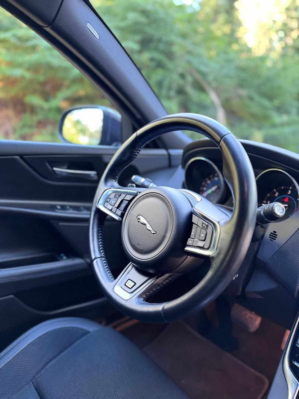 jaguar-xe-2018-diesel-1999cc