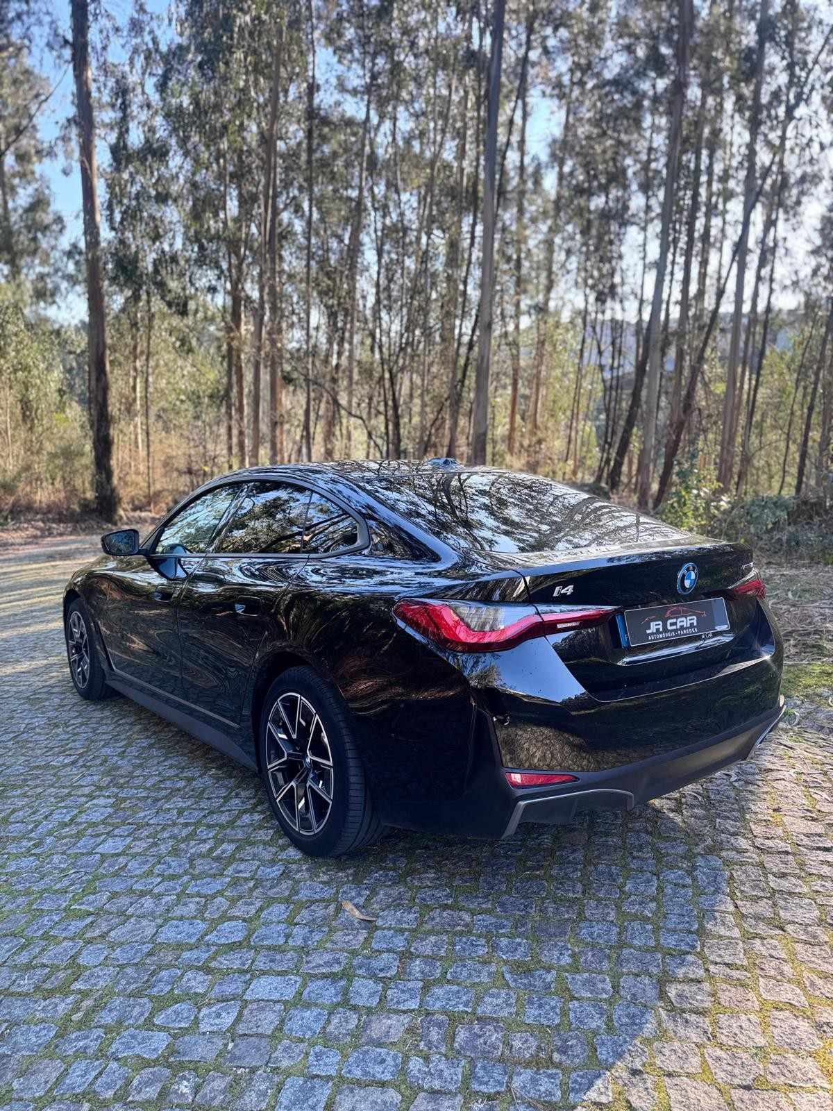 bmw-i4-2022-eletrico-0cc