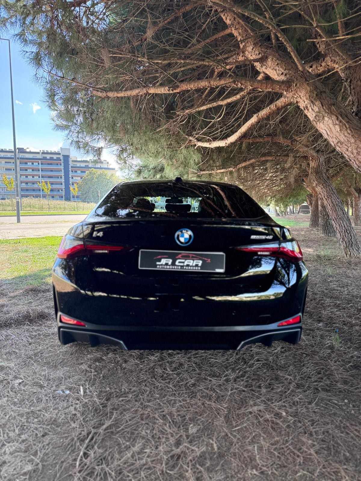 bmw-i4-2022-eletrico-0cc
