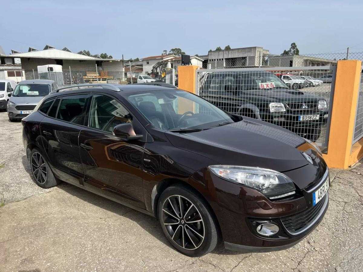 renault-megane-sport-tourer-2012-diesel-1461cc