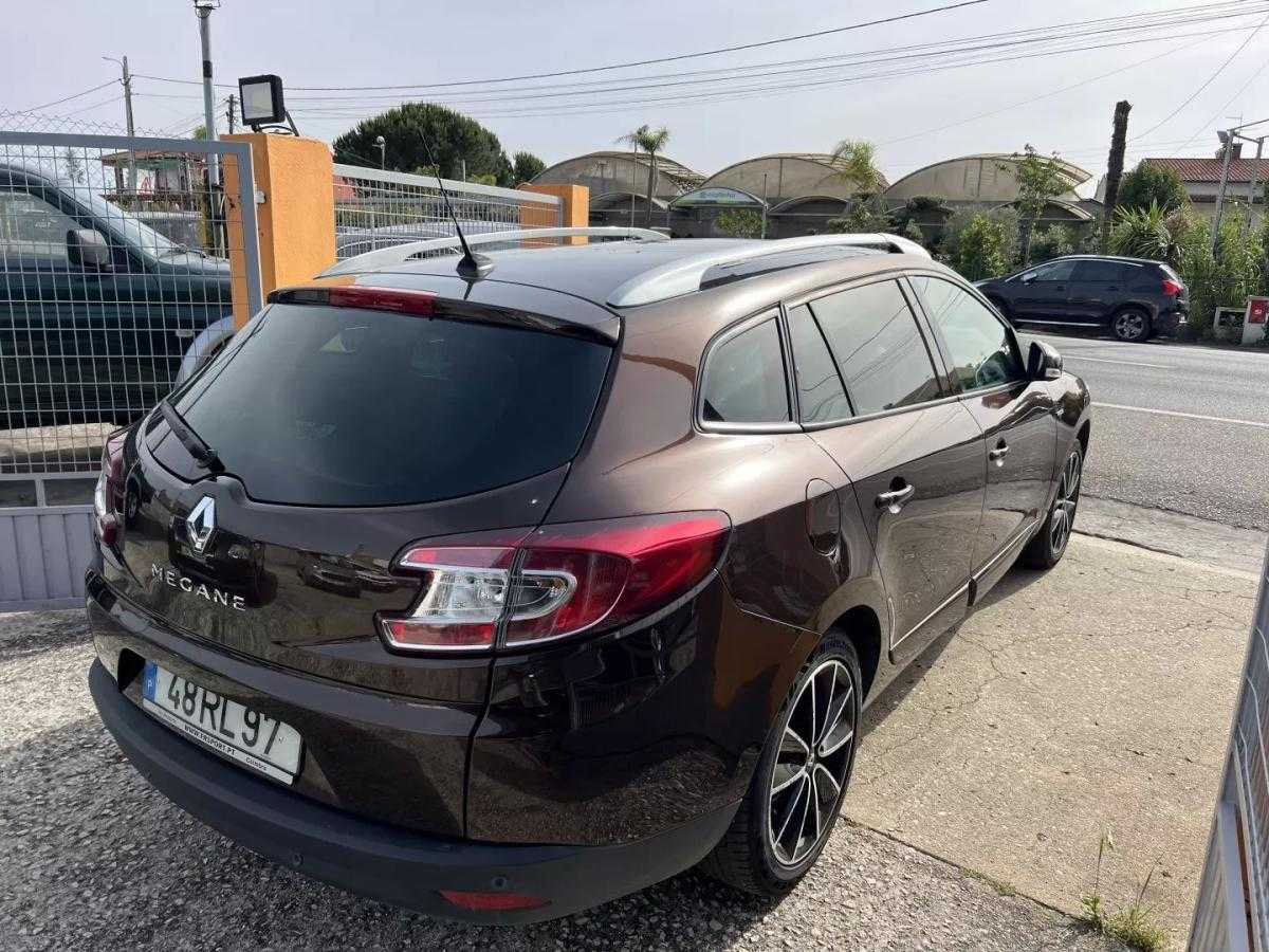 renault-megane-sport-tourer-2012-diesel-1461cc