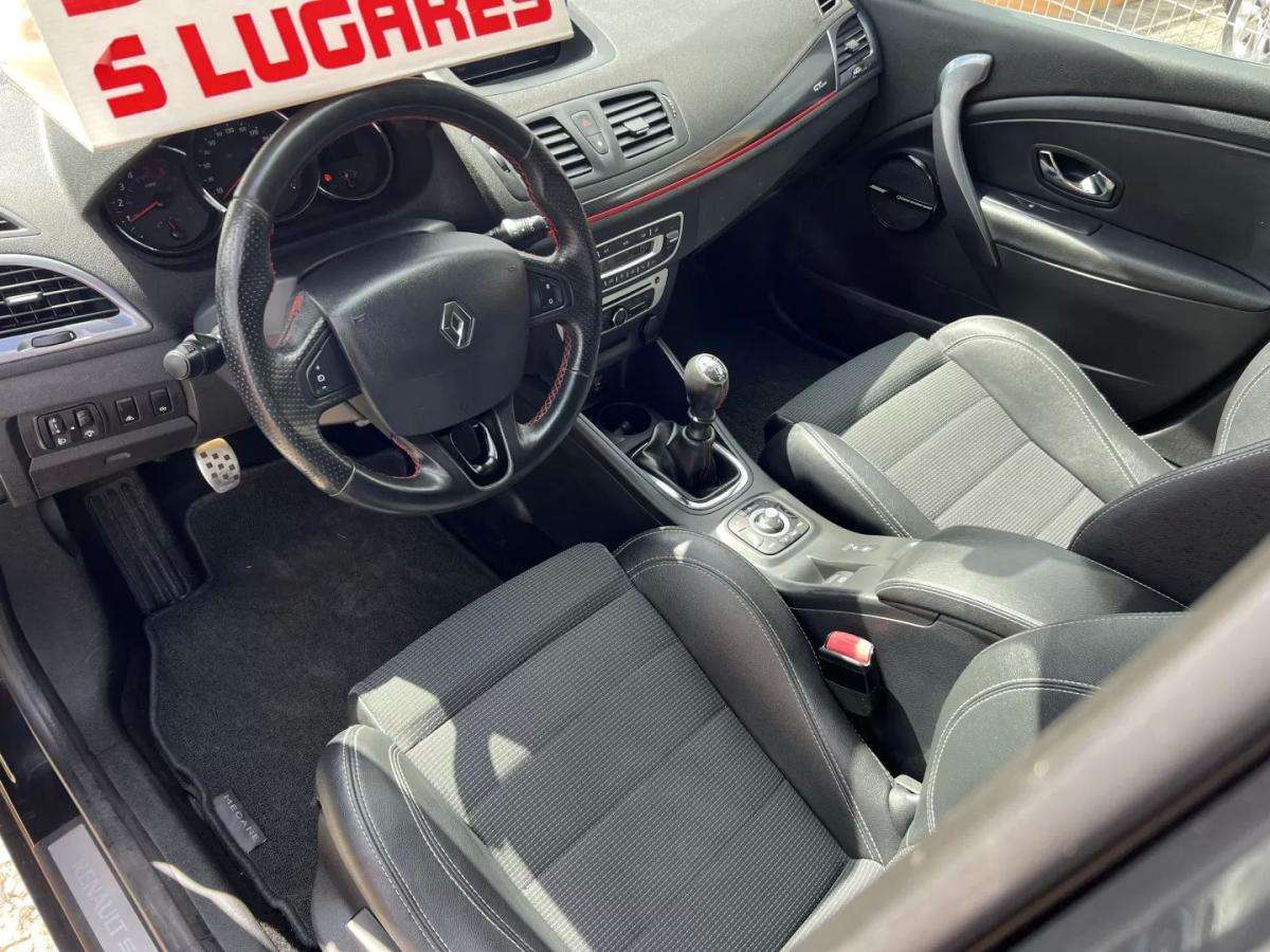 renault-megane-sport-tourer-2014-diesel-1461cc