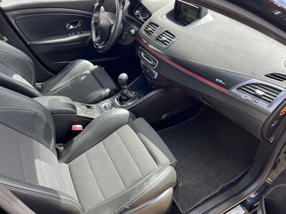 renault-megane-sport-tourer-2014-diesel-1461cc